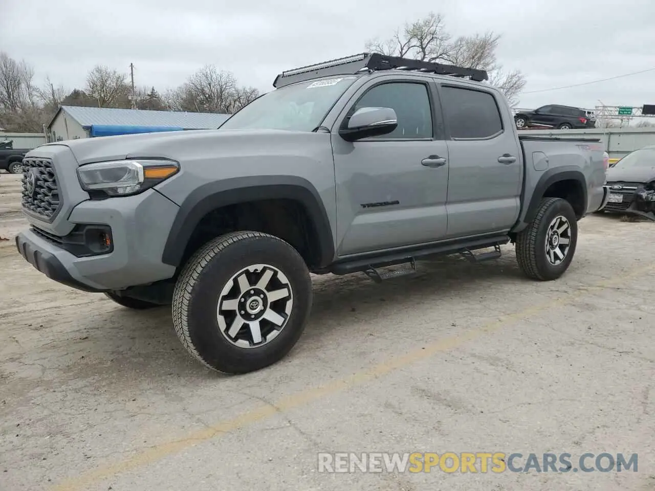 1 Photograph of a damaged car 3TMCZ5AN1LM358235 TOYOTA TACOMA 2020