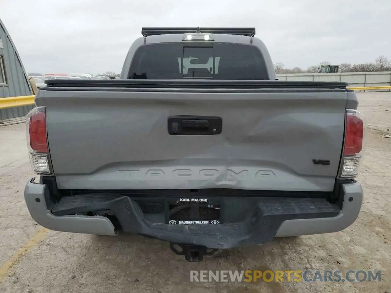 6 Photograph of a damaged car 3TMCZ5AN1LM358235 TOYOTA TACOMA 2020