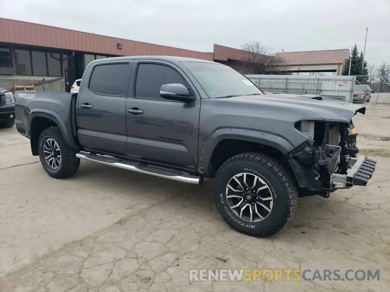 4 Photograph of a damaged car 3TMCZ5AN2LM352346 TOYOTA TACOMA 2020