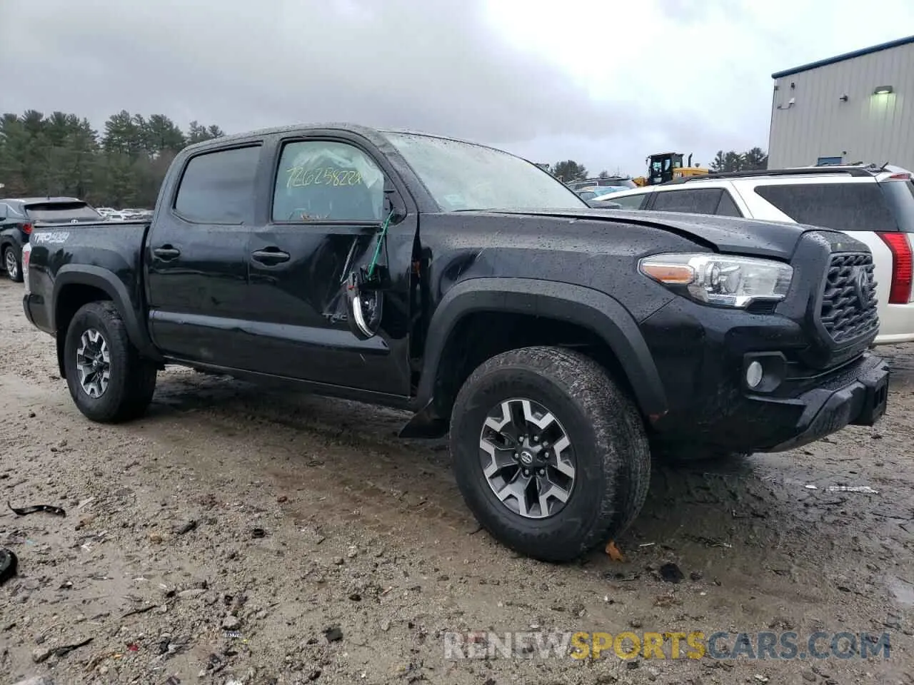 4 Photograph of a damaged car 3TMCZ5AN2LM357319 TOYOTA TACOMA 2020
