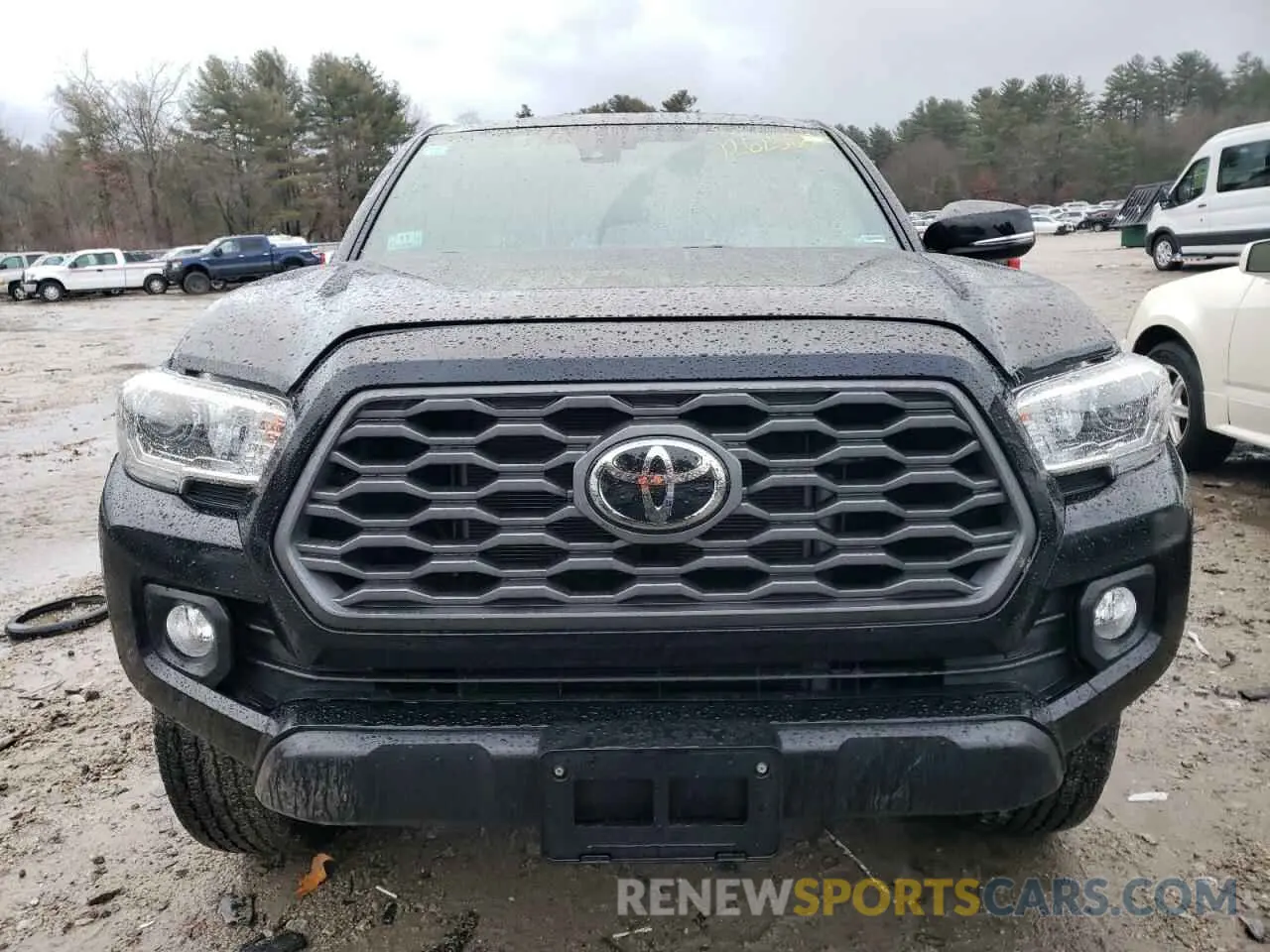 5 Photograph of a damaged car 3TMCZ5AN2LM357319 TOYOTA TACOMA 2020