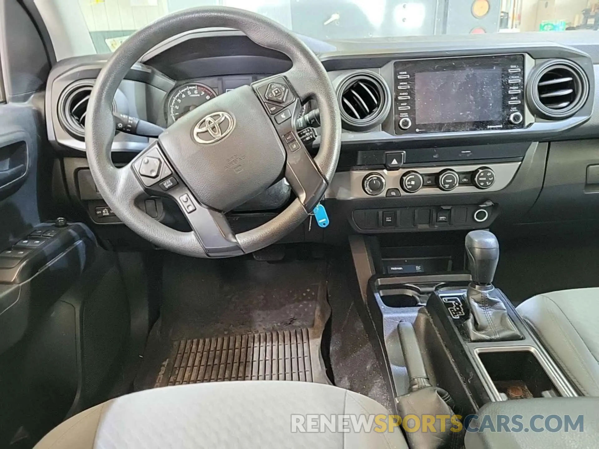 2 Фотография поврежденного автомобиля 3TMCZ5AN2LM361418 TOYOTA TACOMA 2020