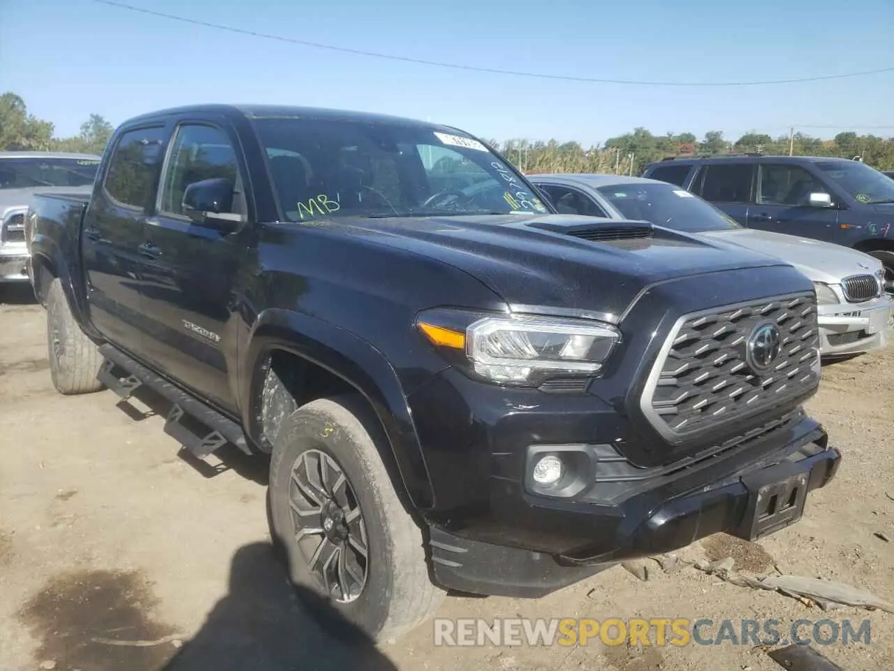 1 Photograph of a damaged car 3TMCZ5AN3LM297812 TOYOTA TACOMA 2020