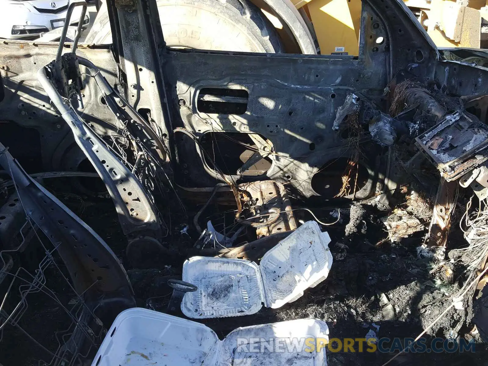 5 Photograph of a damaged car 3TMCZ5AN3LM303365 TOYOTA TACOMA 2020