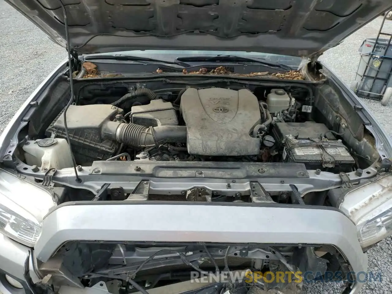 12 Photograph of a damaged car 3TMCZ5AN3LM316973 TOYOTA TACOMA 2020