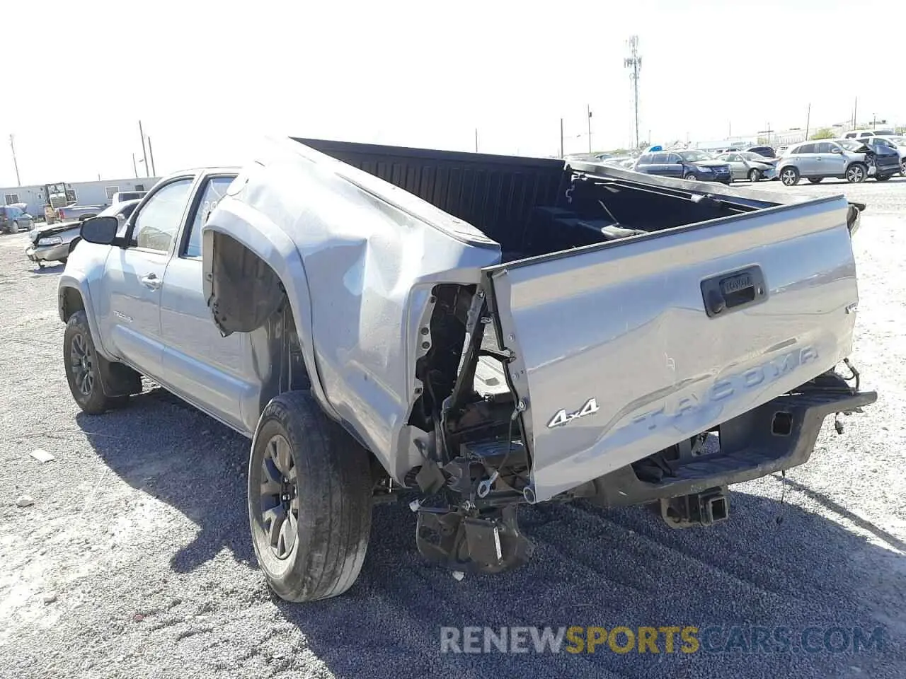 3 Photograph of a damaged car 3TMCZ5AN3LM335992 TOYOTA TACOMA 2020