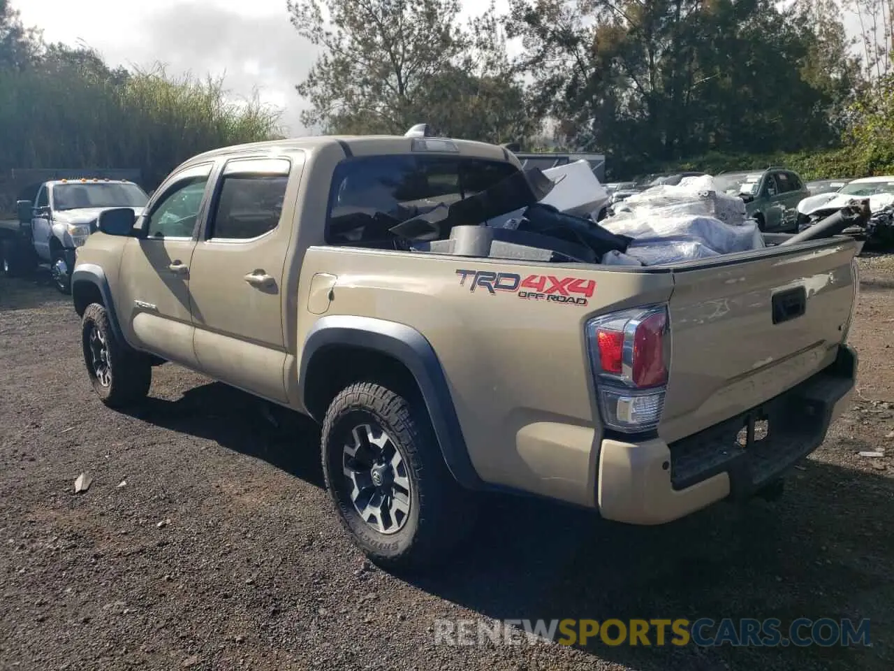 2 Photograph of a damaged car 3TMCZ5AN3LM350900 TOYOTA TACOMA 2020