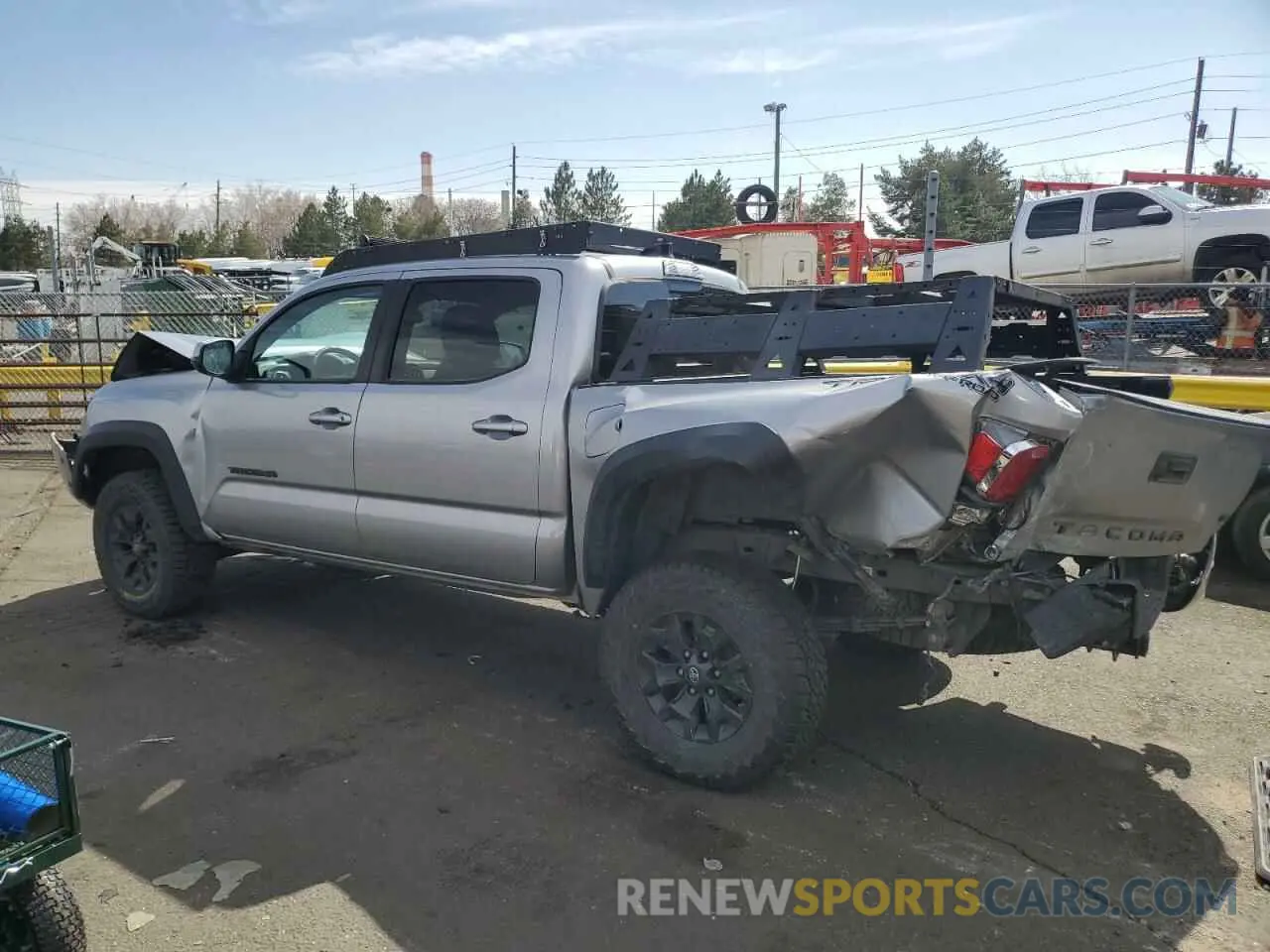 2 Фотография поврежденного автомобиля 3TMCZ5AN3LM362982 TOYOTA TACOMA 2020