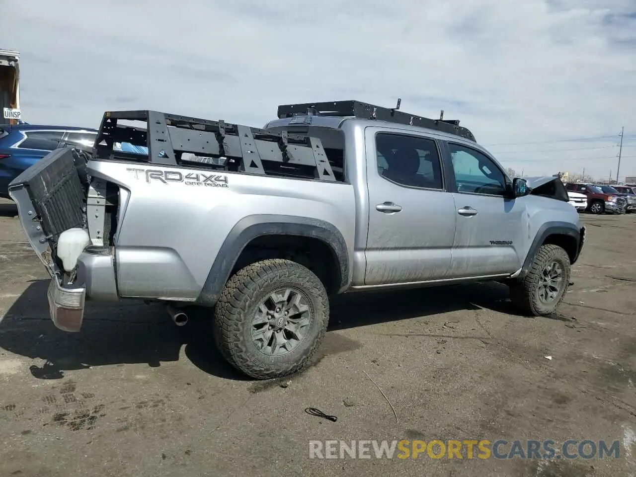 3 Фотография поврежденного автомобиля 3TMCZ5AN3LM362982 TOYOTA TACOMA 2020
