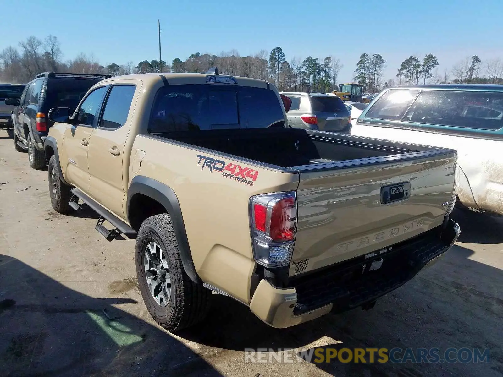3 Photograph of a damaged car 3TMCZ5AN4LM303441 TOYOTA TACOMA 2020