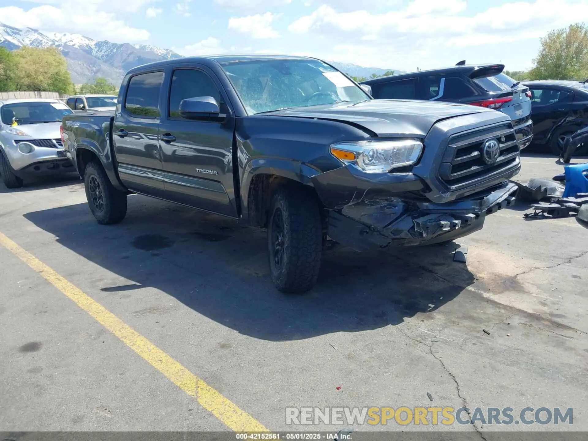 1 Фотография поврежденного автомобиля 3TMCZ5AN4LM310874 TOYOTA TACOMA 2020