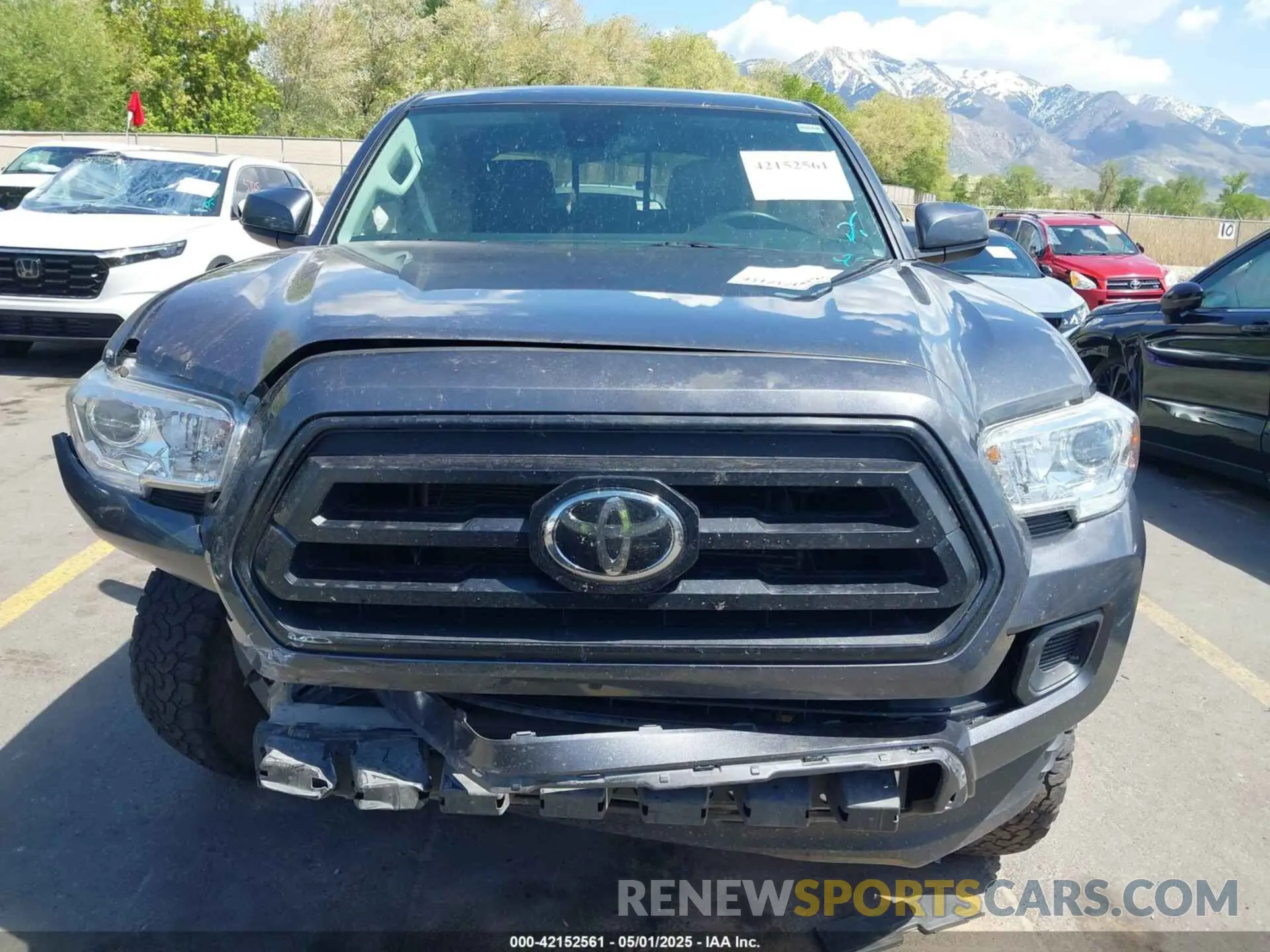 12 Фотография поврежденного автомобиля 3TMCZ5AN4LM310874 TOYOTA TACOMA 2020