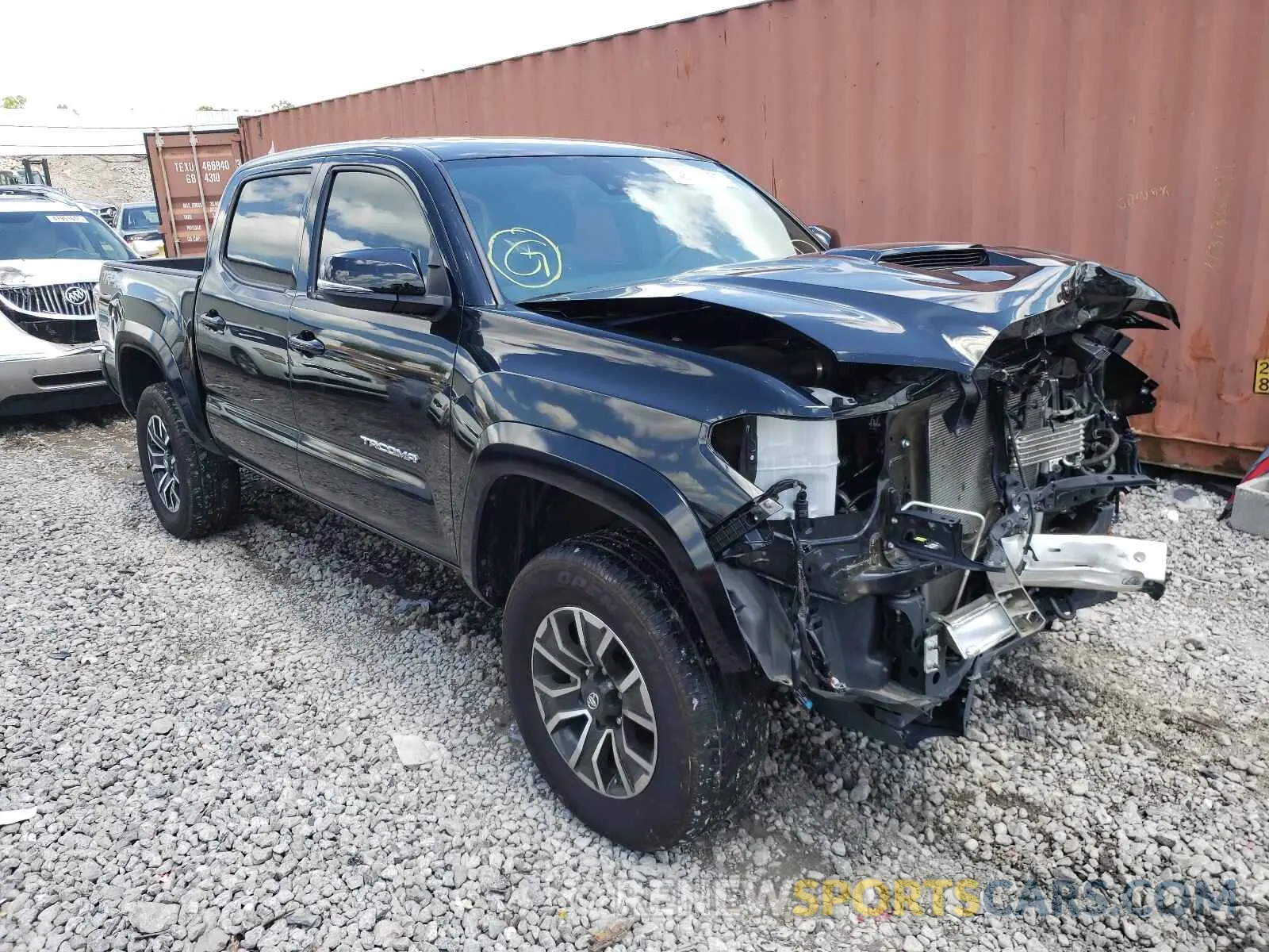 1 Photograph of a damaged car 3TMCZ5AN4LM312785 TOYOTA TACOMA 2020