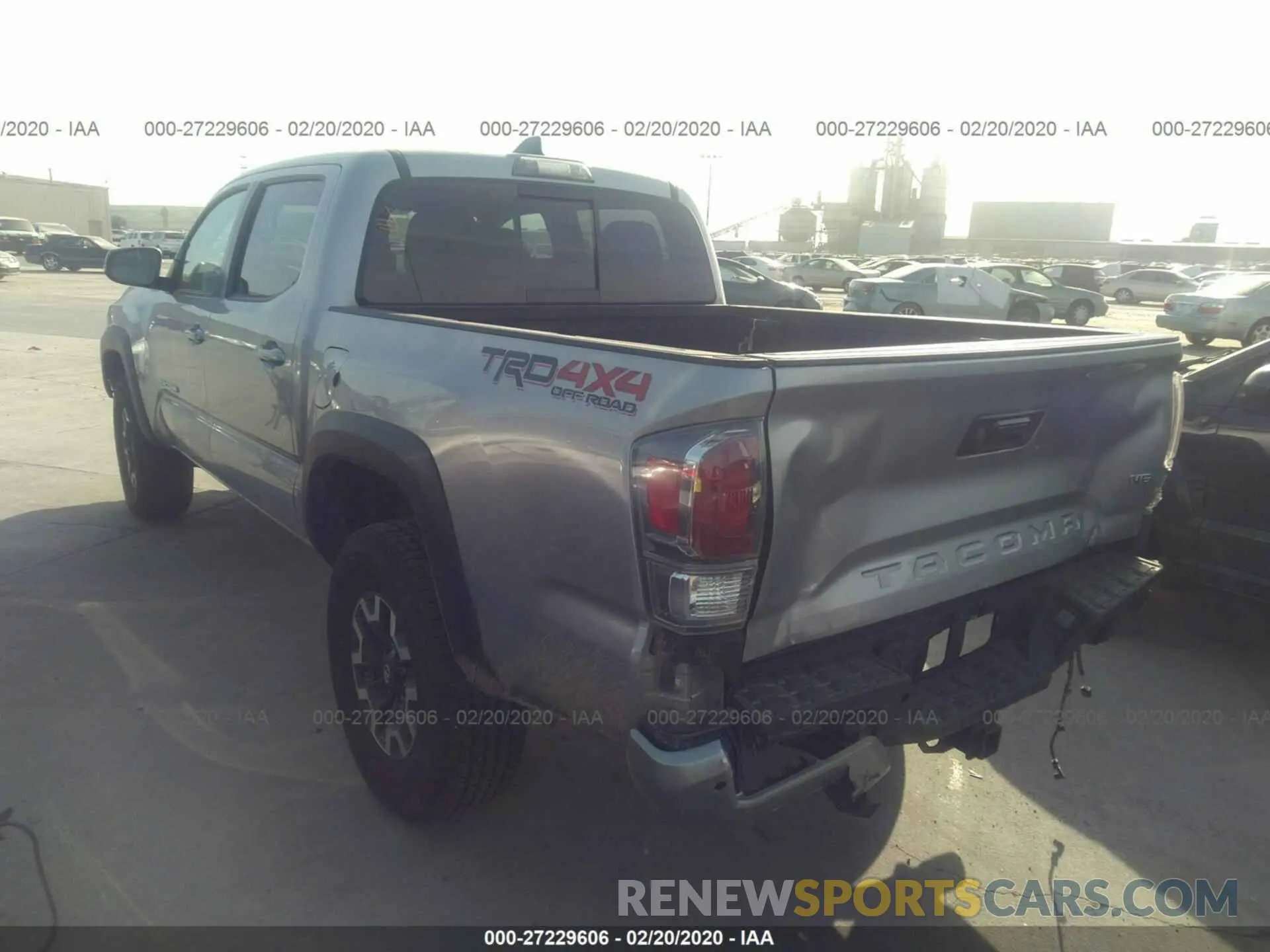 3 Photograph of a damaged car 3TMCZ5AN4LM316738 TOYOTA TACOMA 2020