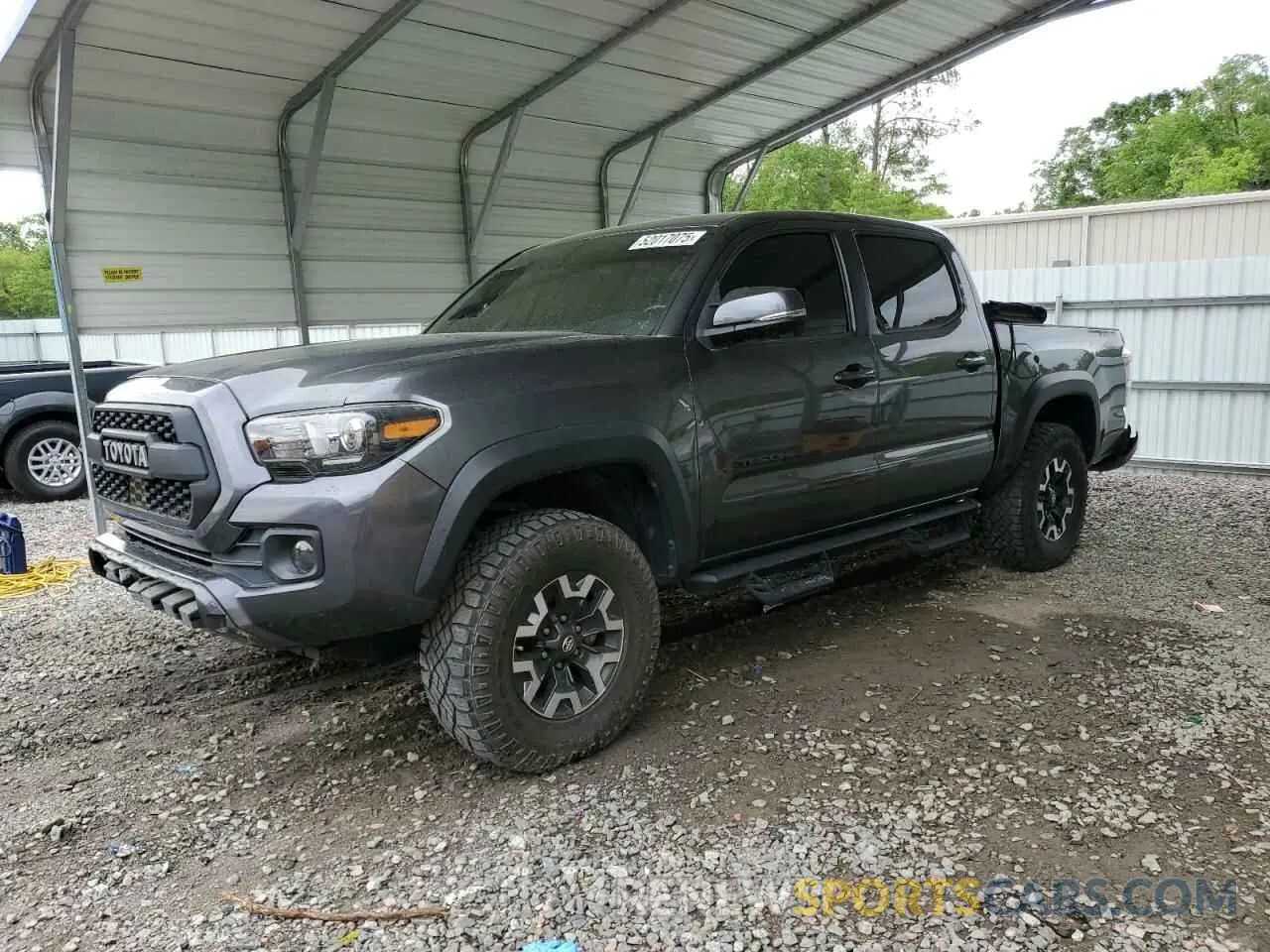 1 Photograph of a damaged car 3TMCZ5AN4LM323446 TOYOTA TACOMA 2020