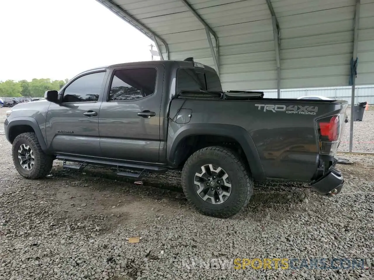 2 Photograph of a damaged car 3TMCZ5AN4LM323446 TOYOTA TACOMA 2020