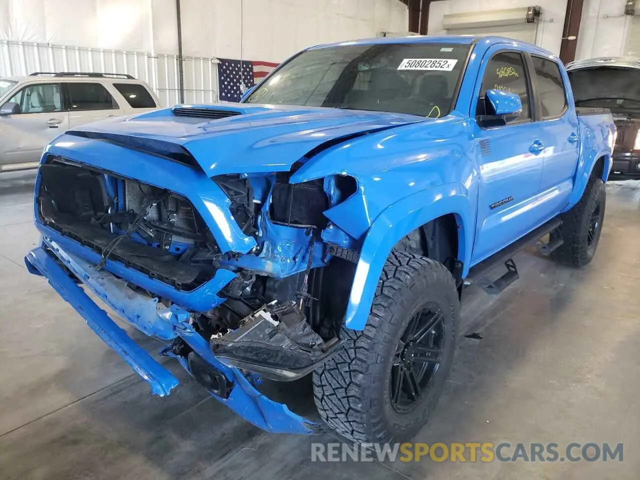 2 Photograph of a damaged car 3TMCZ5AN4LM334933 TOYOTA TACOMA 2020
