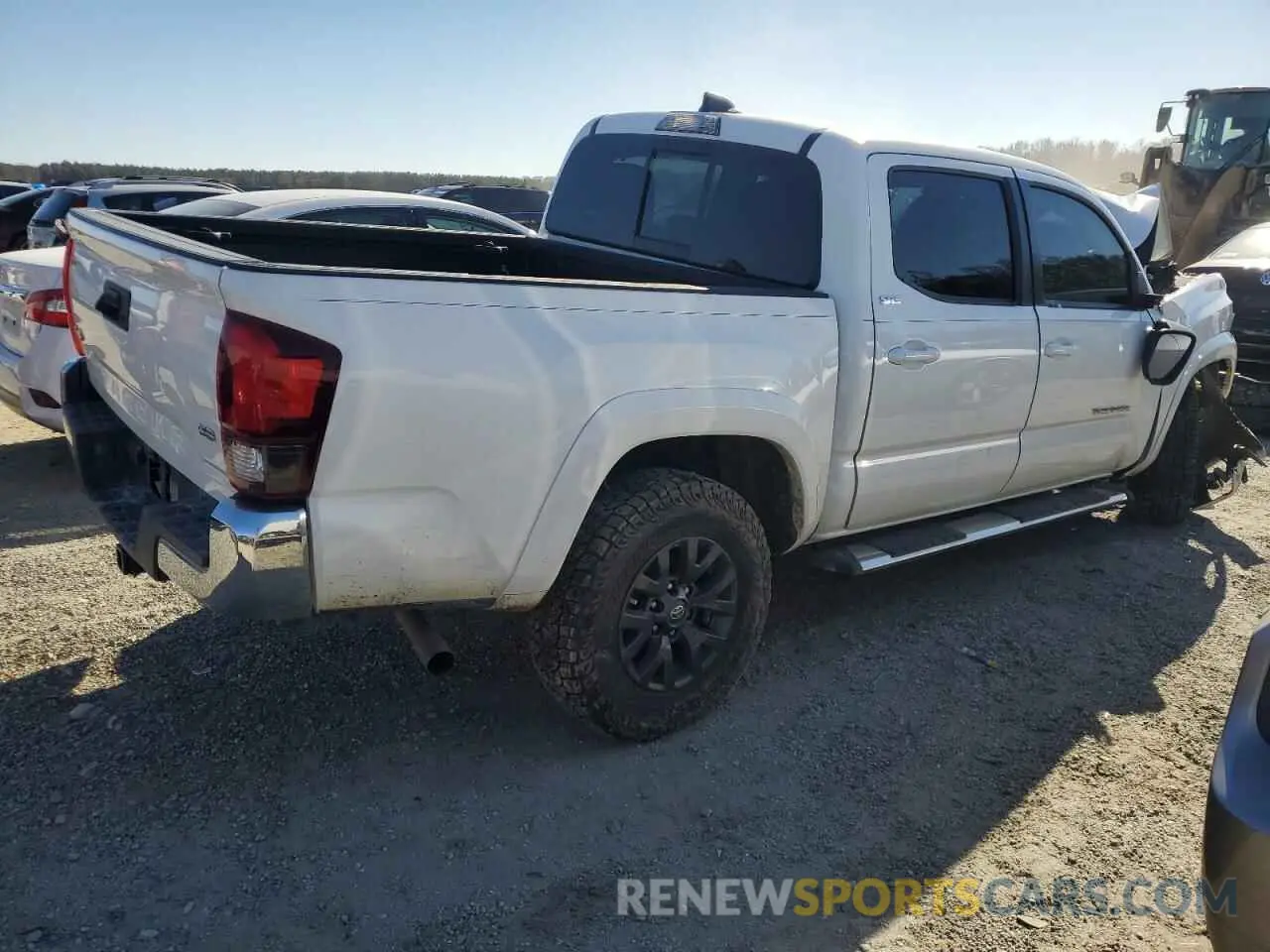 3 Photograph of a damaged car 3TMCZ5AN4LM352879 TOYOTA TACOMA 2020