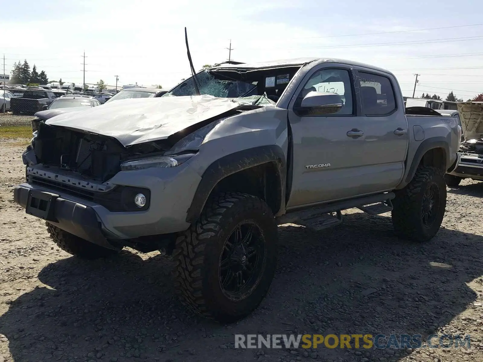 2 Photograph of a damaged car 3TMCZ5AN5LM318921 TOYOTA TACOMA 2020