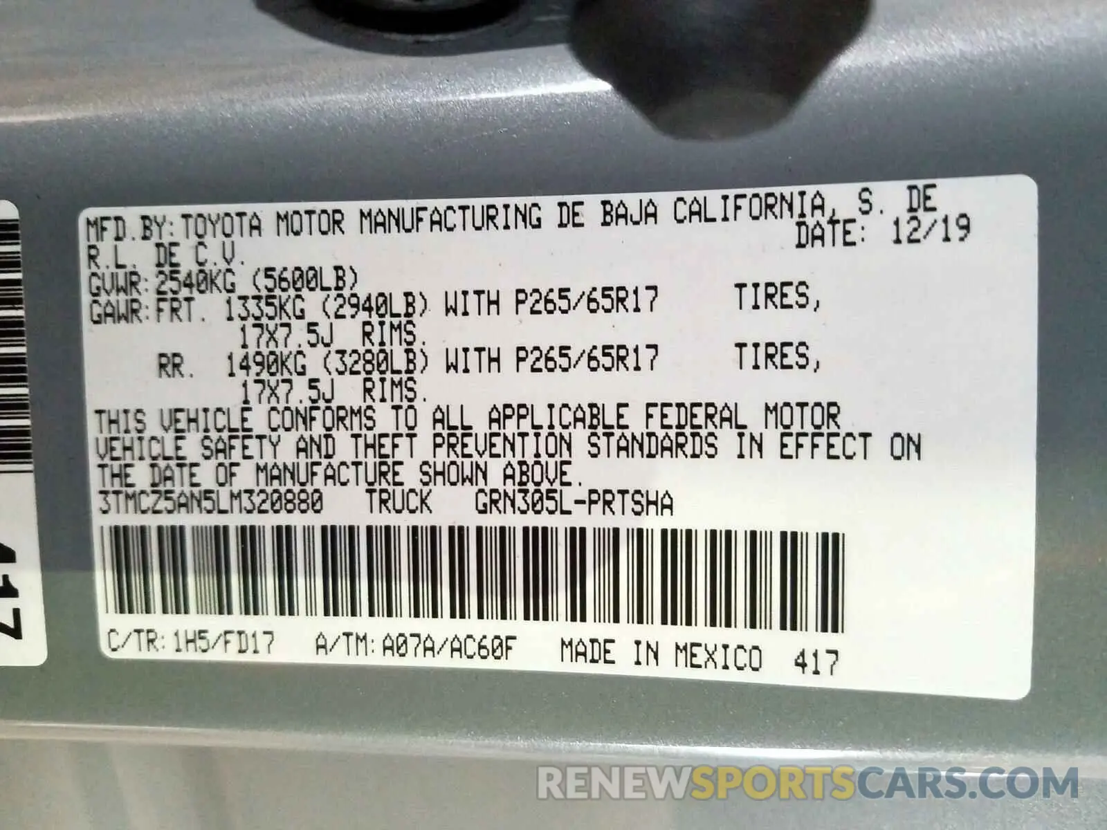 10 Photograph of a damaged car 3TMCZ5AN5LM320880 TOYOTA TACOMA 2020