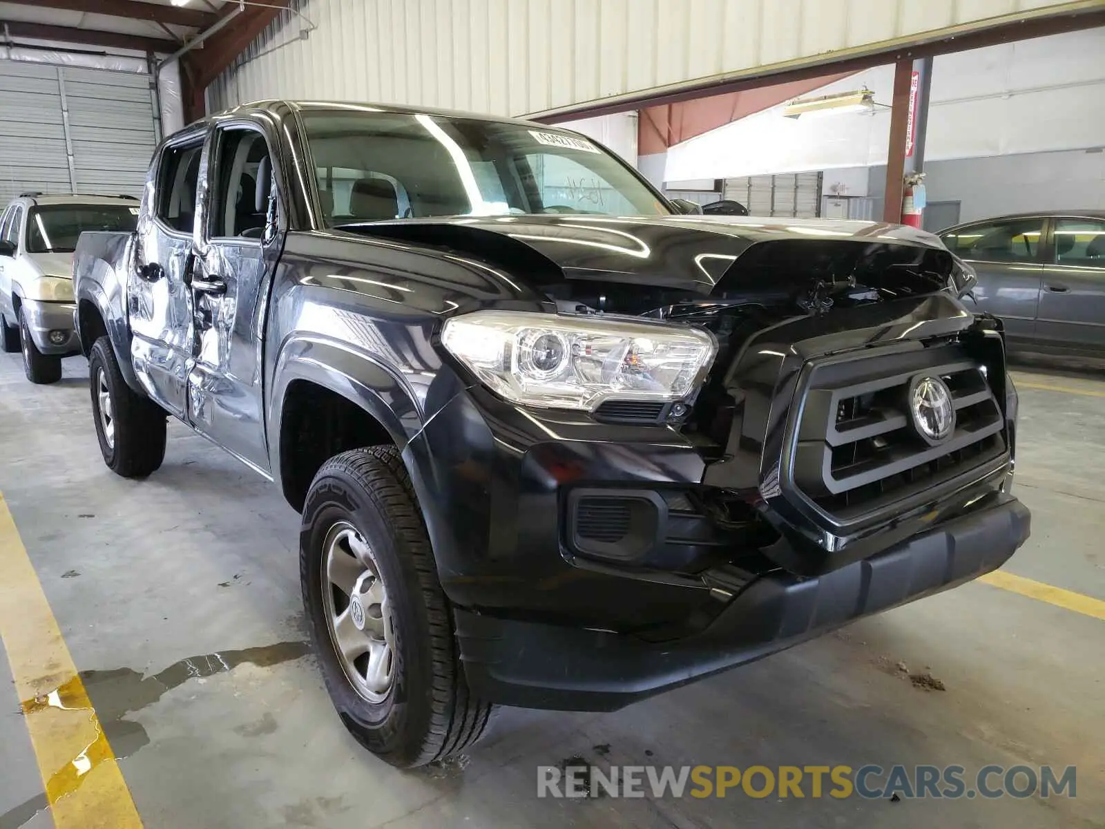 1 Photograph of a damaged car 3TMCZ5AN5LM326811 TOYOTA TACOMA 2020