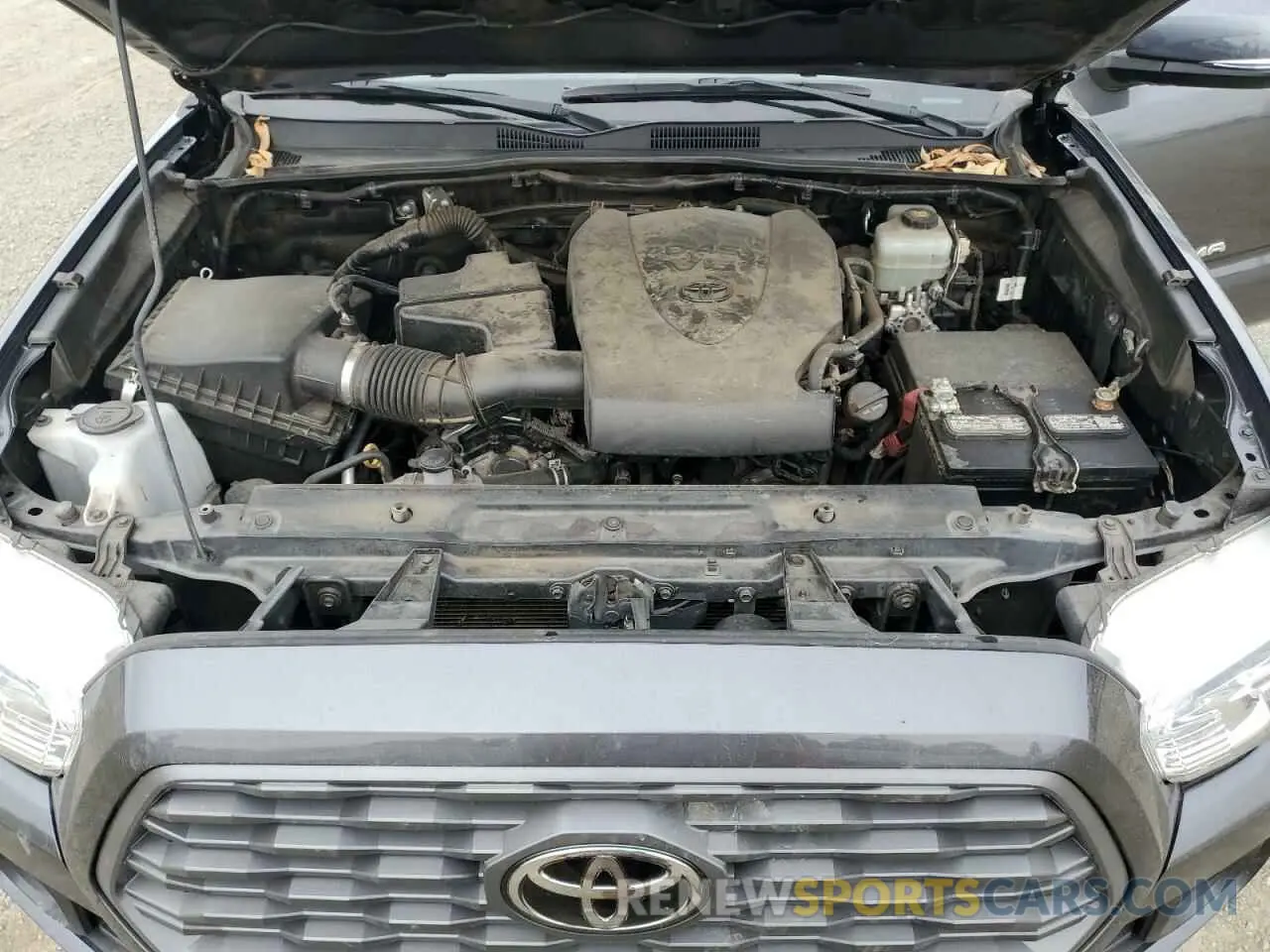 11 Фотография поврежденного автомобиля 3TMCZ5AN5LM349411 TOYOTA TACOMA 2020
