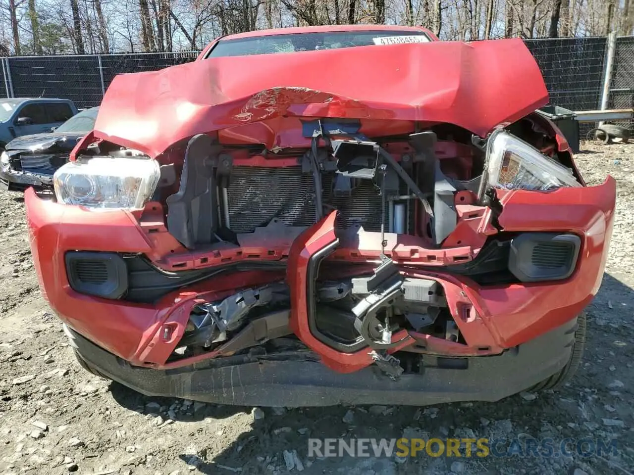 5 Photograph of a damaged car 3TMCZ5AN5LM364555 TOYOTA TACOMA 2020
