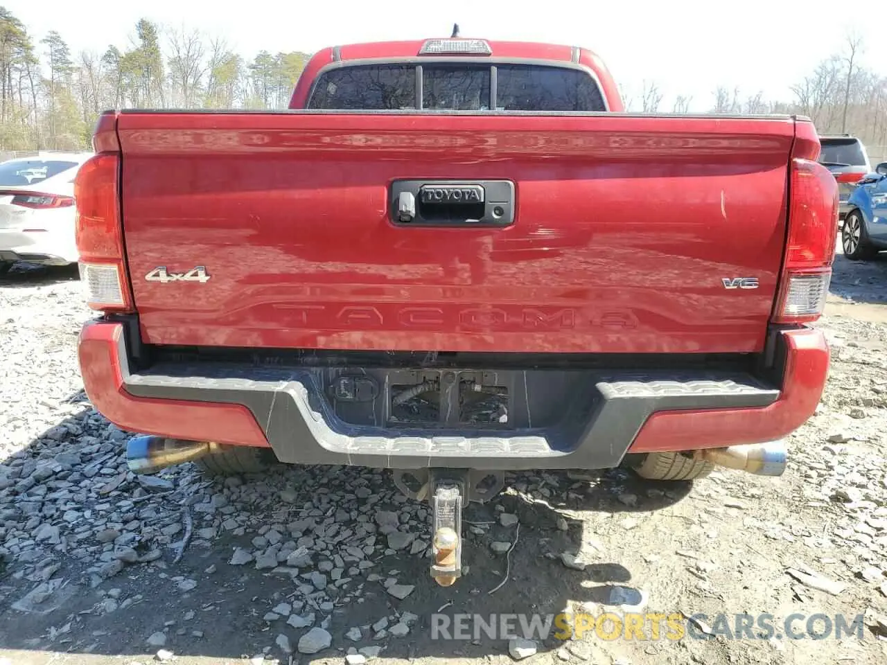 6 Photograph of a damaged car 3TMCZ5AN5LM364555 TOYOTA TACOMA 2020