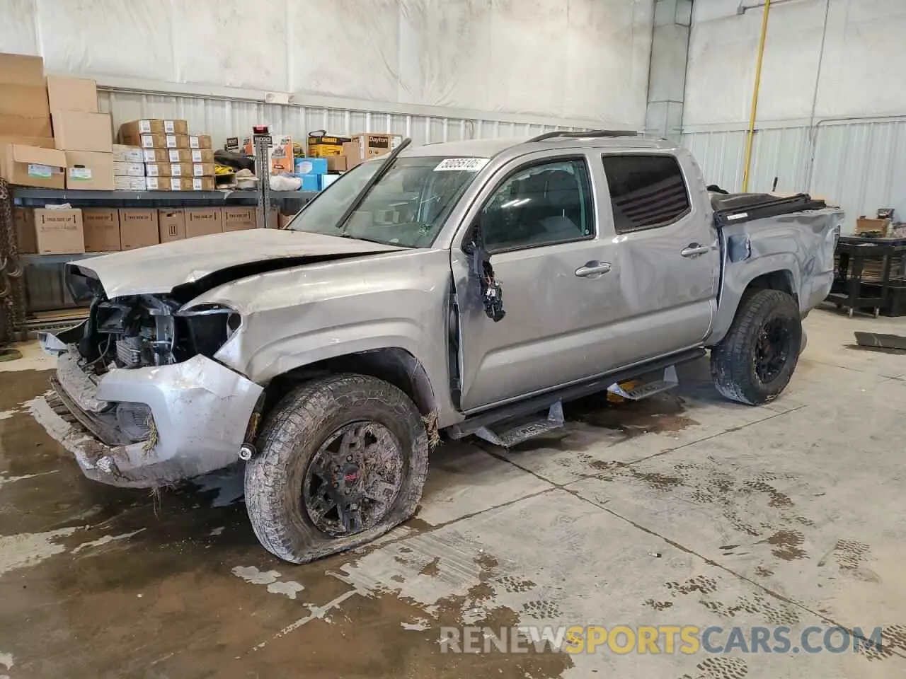 1 Photograph of a damaged car 3TMCZ5AN6LM300606 TOYOTA TACOMA 2020