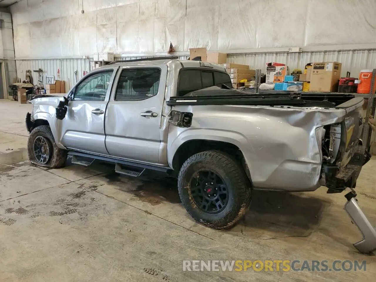 2 Photograph of a damaged car 3TMCZ5AN6LM300606 TOYOTA TACOMA 2020