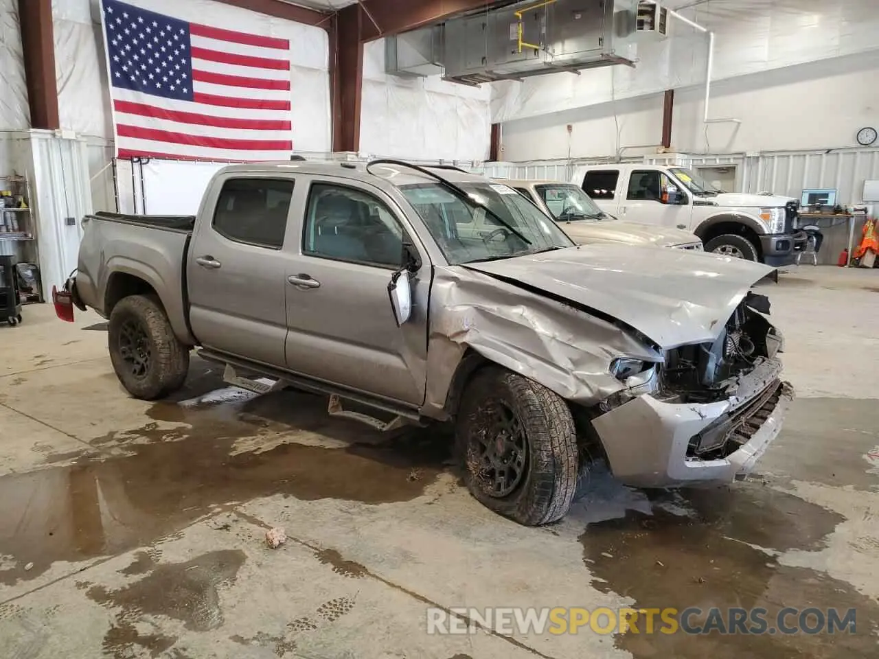 4 Photograph of a damaged car 3TMCZ5AN6LM300606 TOYOTA TACOMA 2020