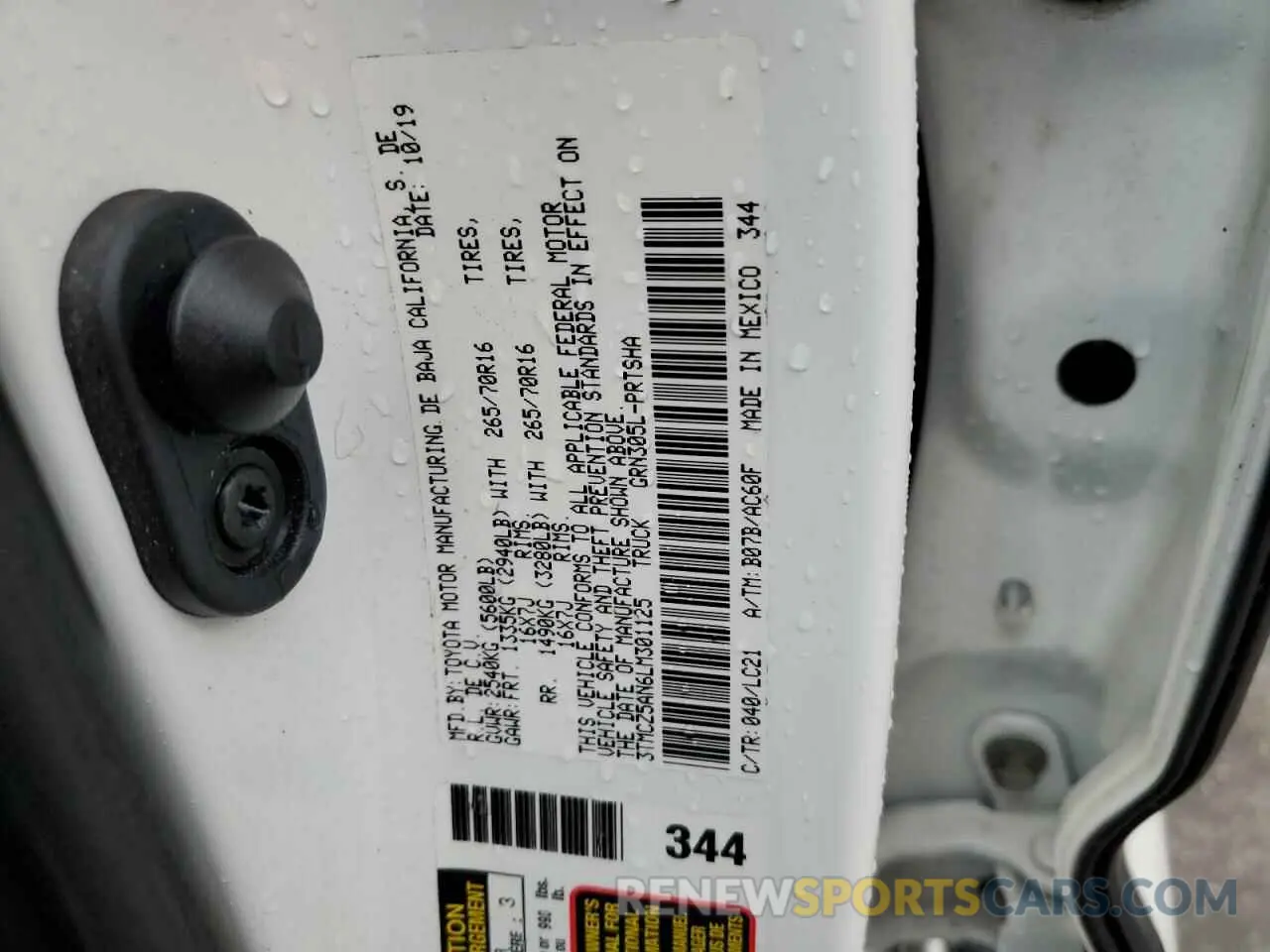 12 Фотография поврежденного автомобиля 3TMCZ5AN6LM301125 TOYOTA TACOMA 2020