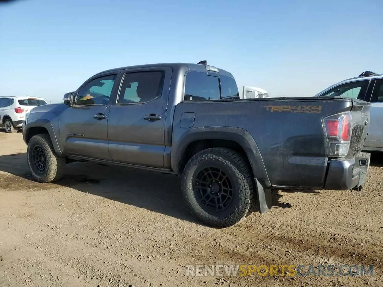 2 Photograph of a damaged car 3TMCZ5AN6LM302906 TOYOTA TACOMA 2020