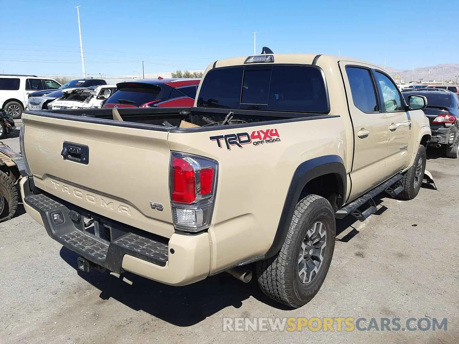 4 Photograph of a damaged car 3TMCZ5AN6LM357808 TOYOTA TACOMA 2020