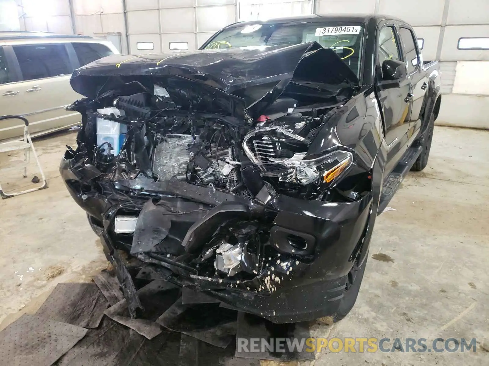 9 Photograph of a damaged car 3TMCZ5AN7LM300498 TOYOTA TACOMA 2020