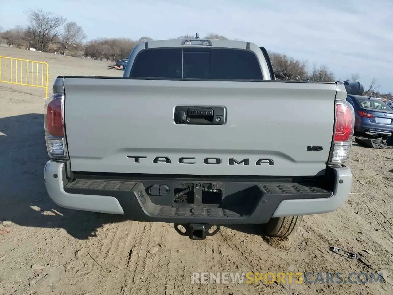 6 Фотография поврежденного автомобиля 3TMCZ5AN7LM311761 TOYOTA TACOMA 2020