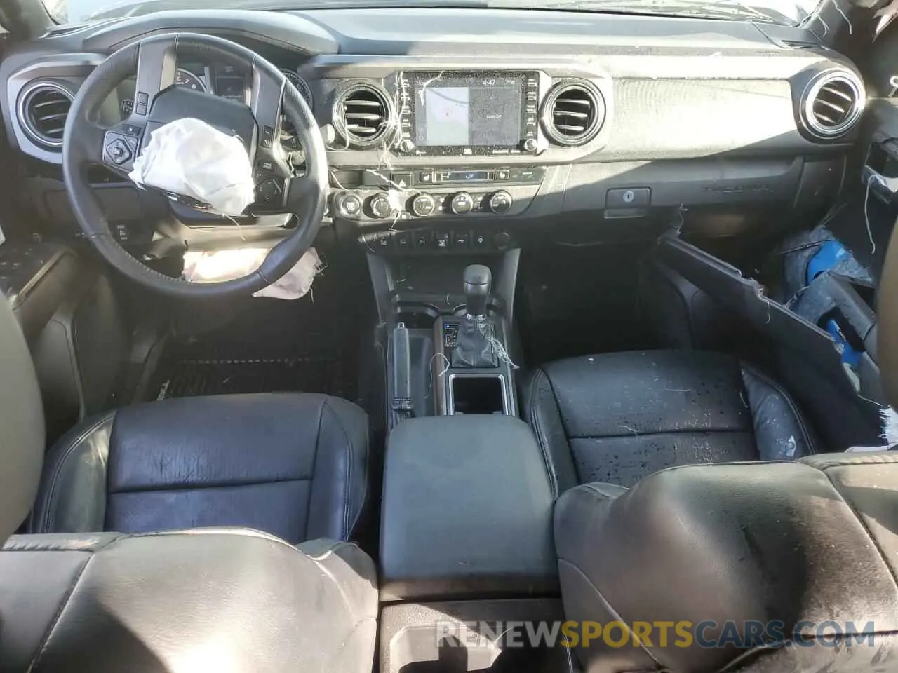 8 Фотография поврежденного автомобиля 3TMCZ5AN7LM311761 TOYOTA TACOMA 2020