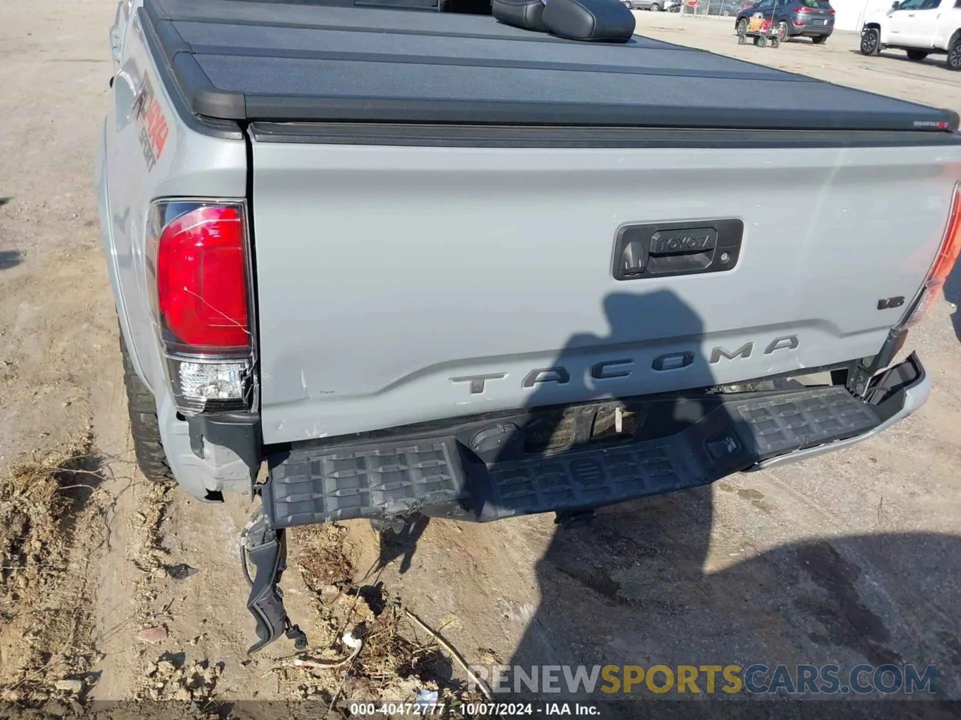 6 Photograph of a damaged car 3TMCZ5AN7LM327474 TOYOTA TACOMA 2020