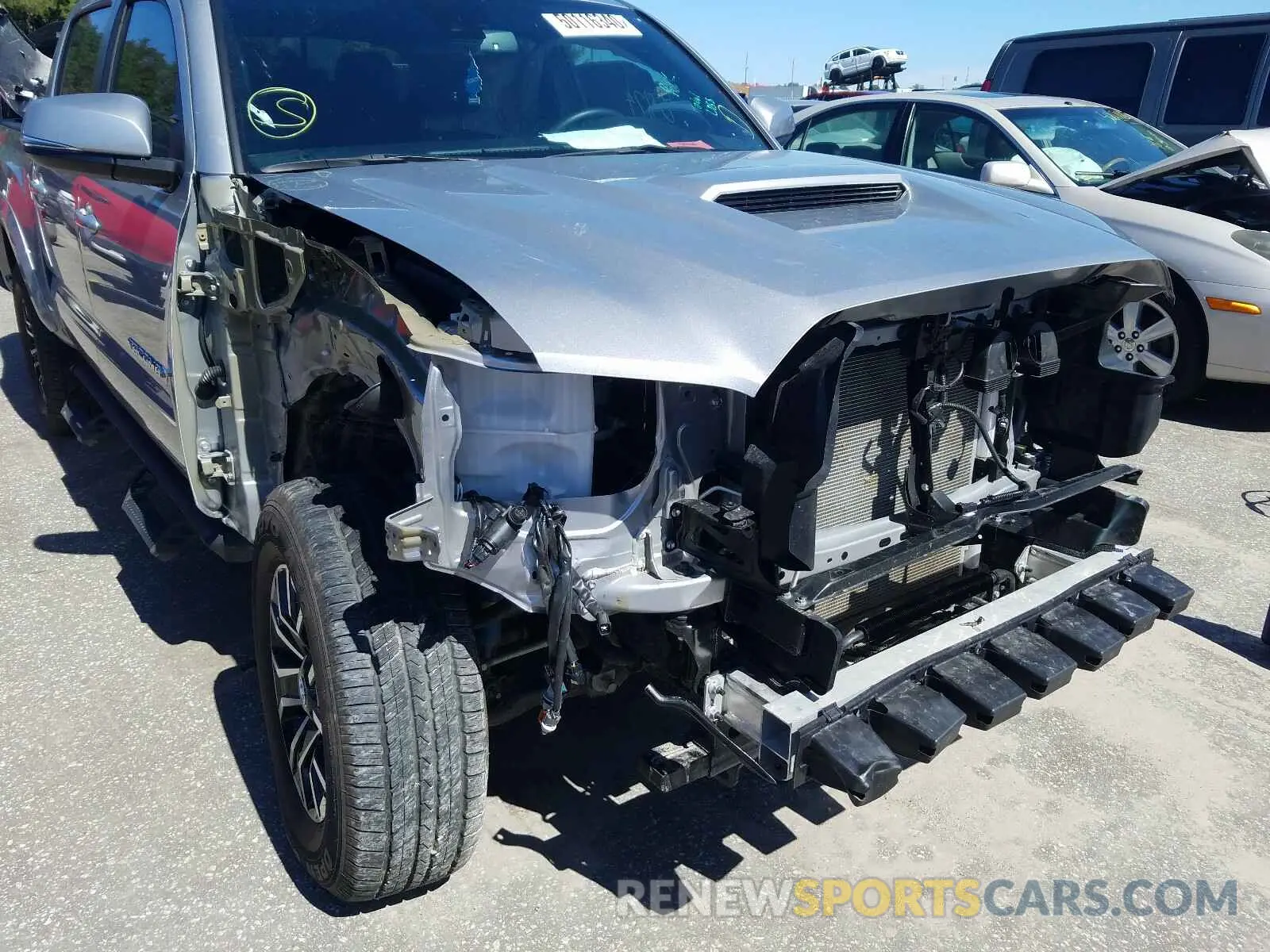 9 Photograph of a damaged car 3TMCZ5AN7LM344128 TOYOTA TACOMA 2020