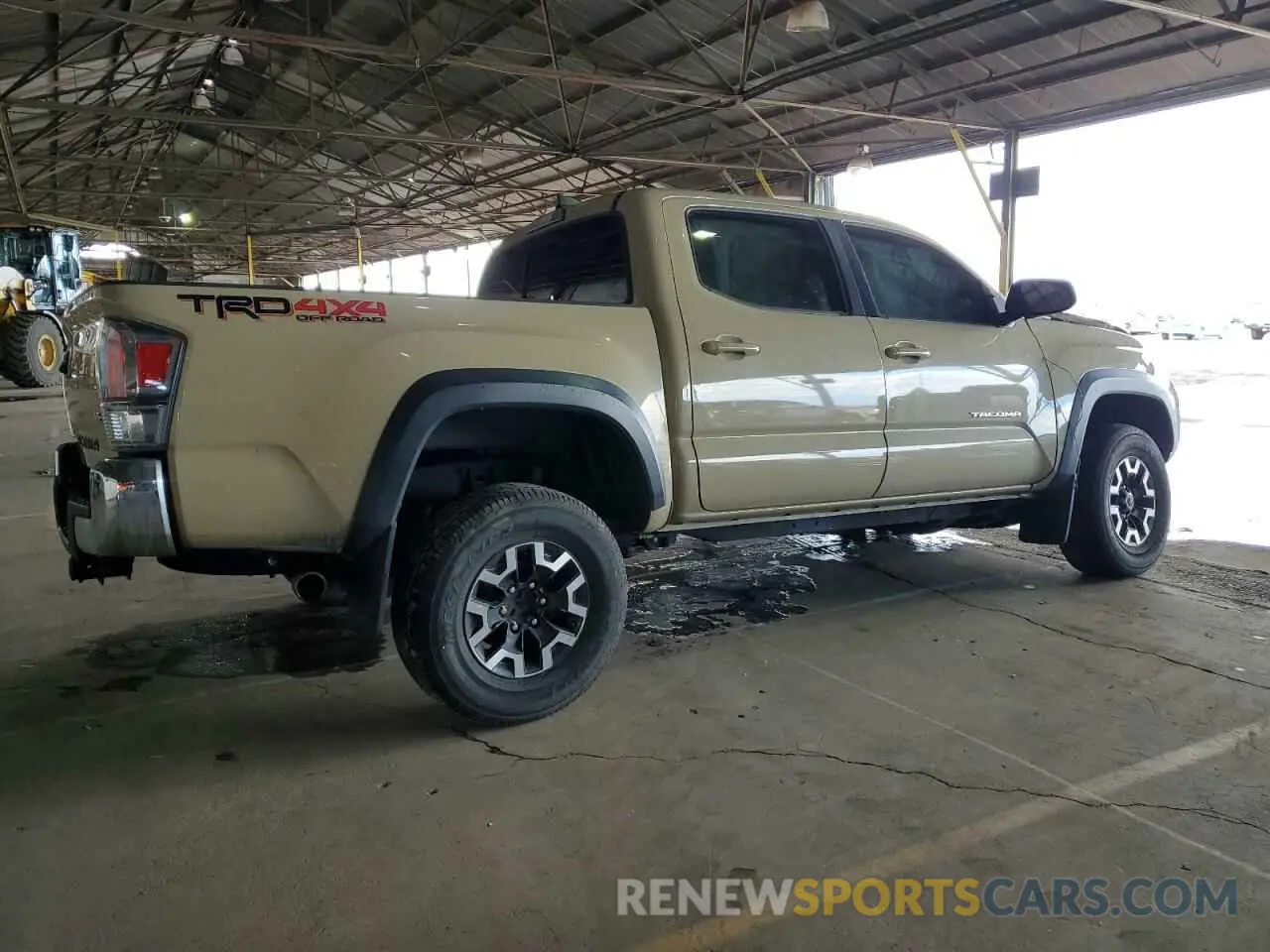 3 Photograph of a damaged car 3TMCZ5AN7LM348163 TOYOTA TACOMA 2020