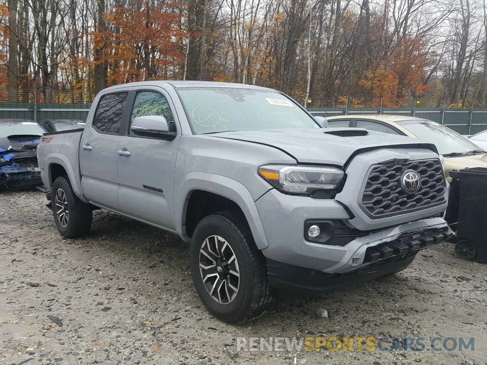 1 Photograph of a damaged car 3TMCZ5AN7LM351368 TOYOTA TACOMA 2020
