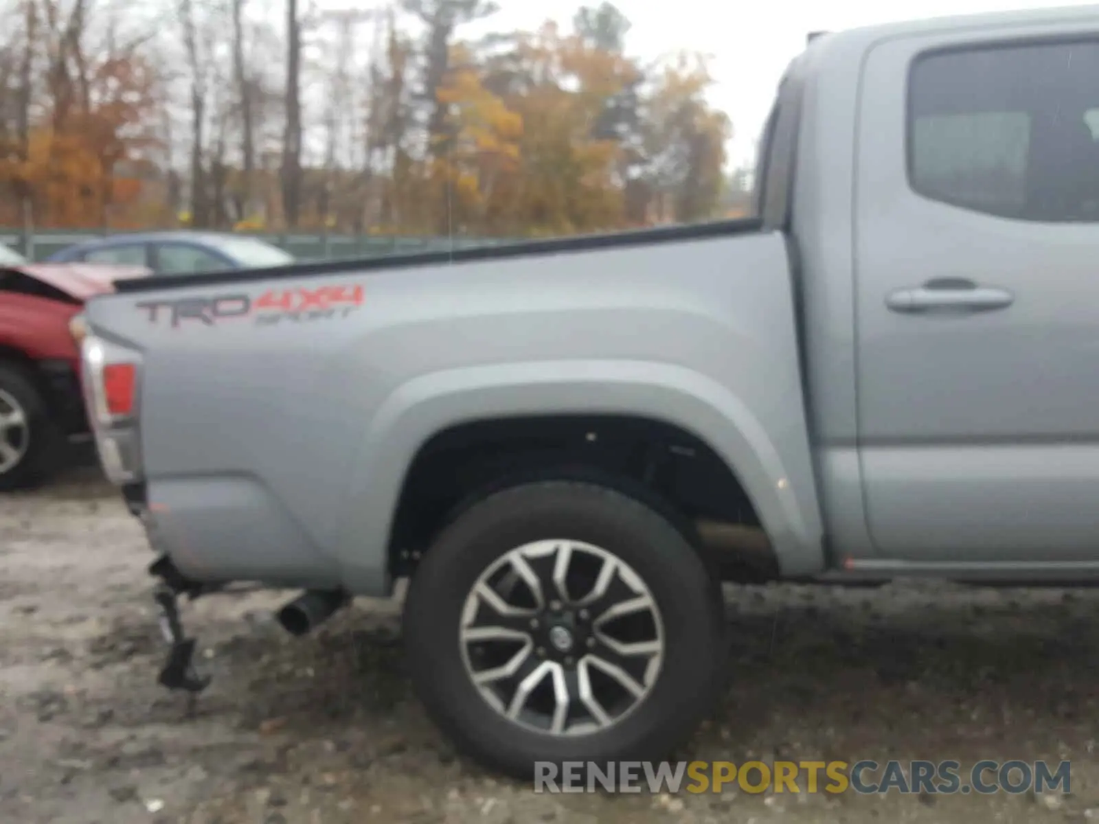 9 Photograph of a damaged car 3TMCZ5AN7LM351368 TOYOTA TACOMA 2020
