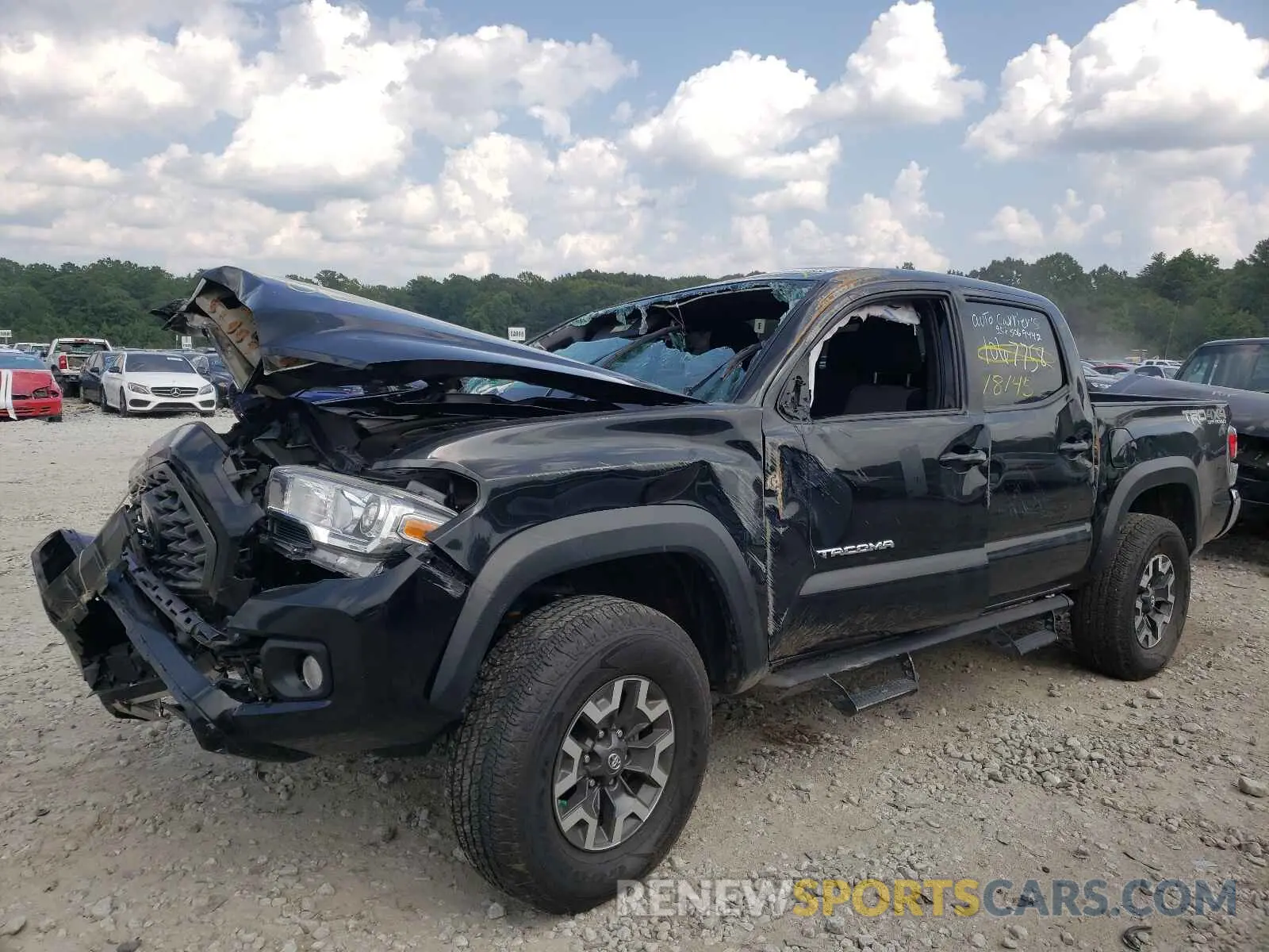 2 Фотография поврежденного автомобиля 3TMCZ5AN8LM288359 TOYOTA TACOMA 2020