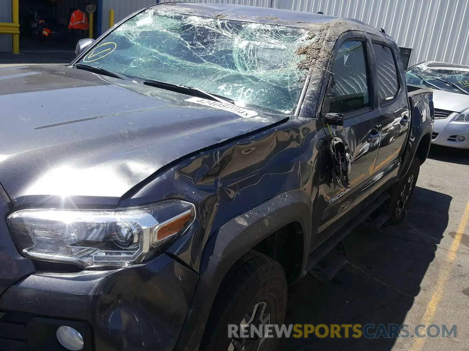 9 Photograph of a damaged car 3TMCZ5AN8LM314670 TOYOTA TACOMA 2020