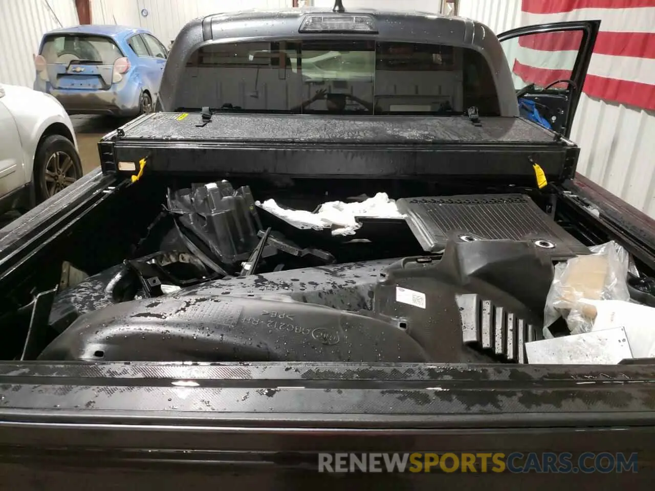 12 Photograph of a damaged car 3TMCZ5AN8LM340377 TOYOTA TACOMA 2020