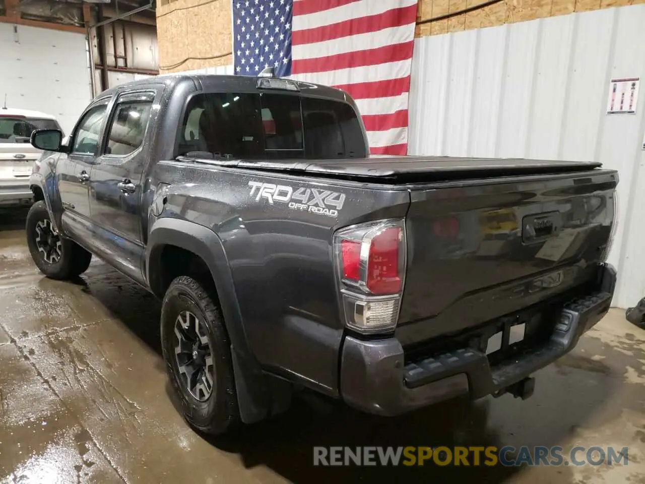 2 Photograph of a damaged car 3TMCZ5AN8LM340377 TOYOTA TACOMA 2020