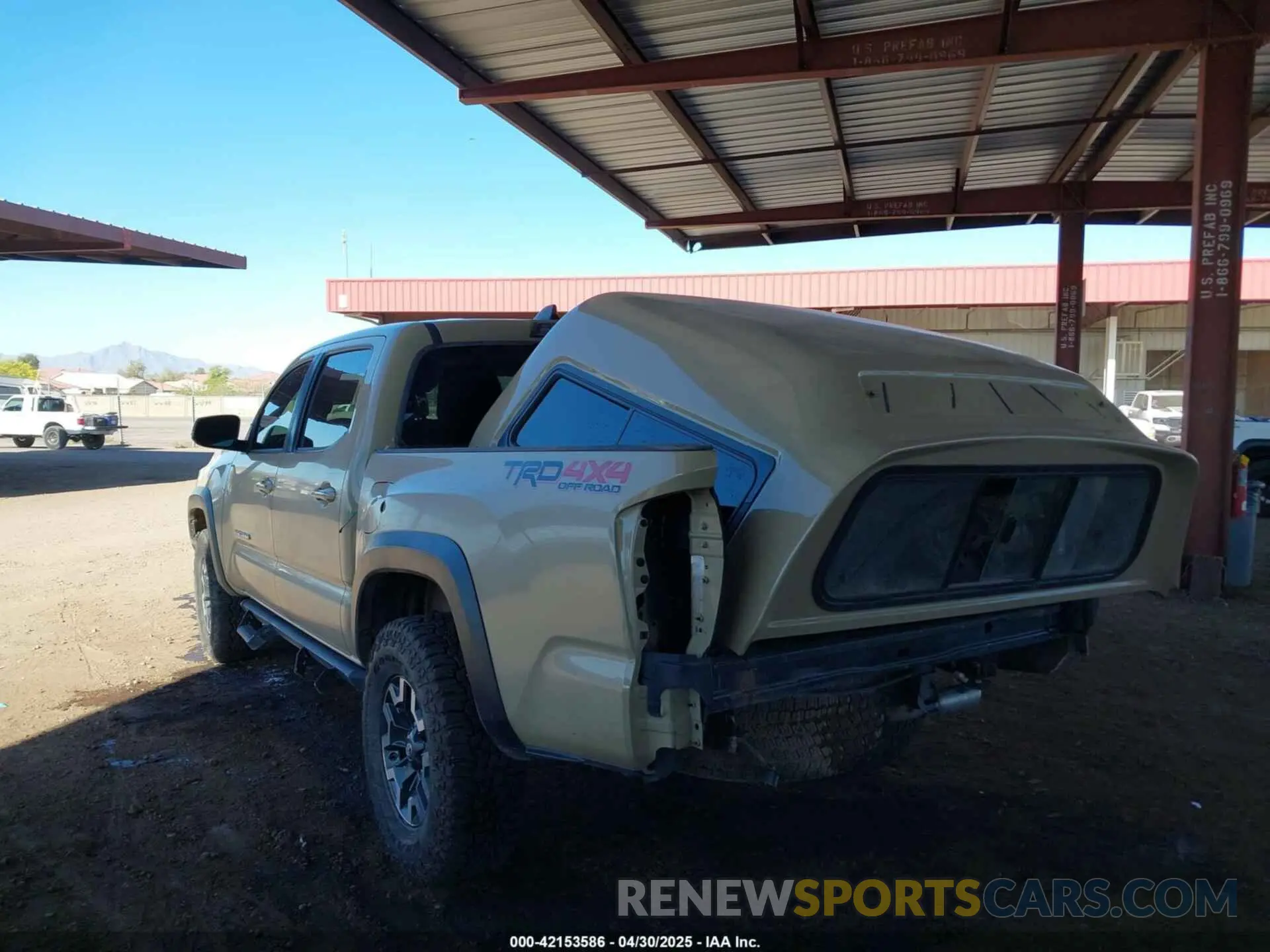 3 Фотография поврежденного автомобиля 3TMCZ5AN9LM321515 TOYOTA TACOMA 2020