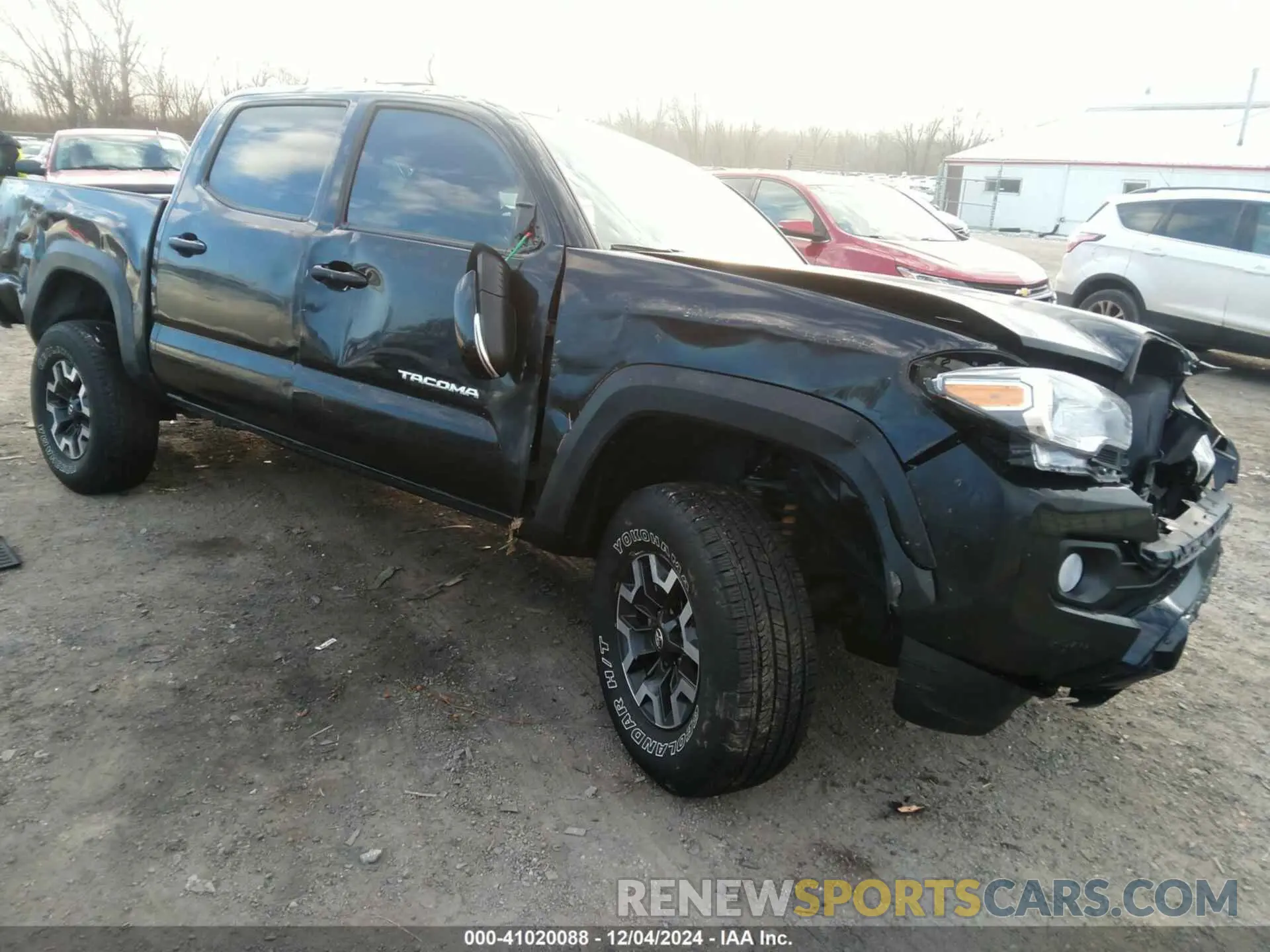 1 Photograph of a damaged car 3TMCZ5AN9LM325094 TOYOTA TACOMA 2020