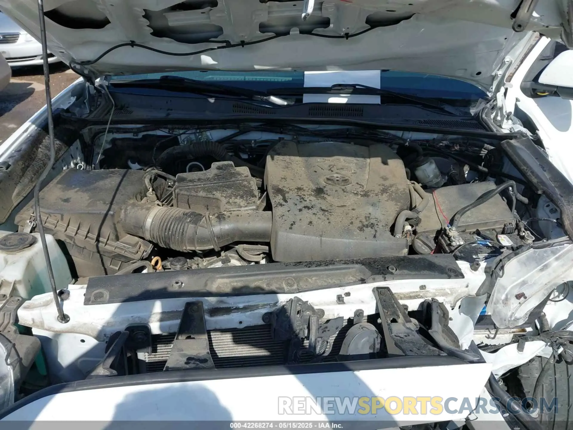 10 Photograph of a damaged car 3TMCZ5AN9LM341778 TOYOTA TACOMA 2020