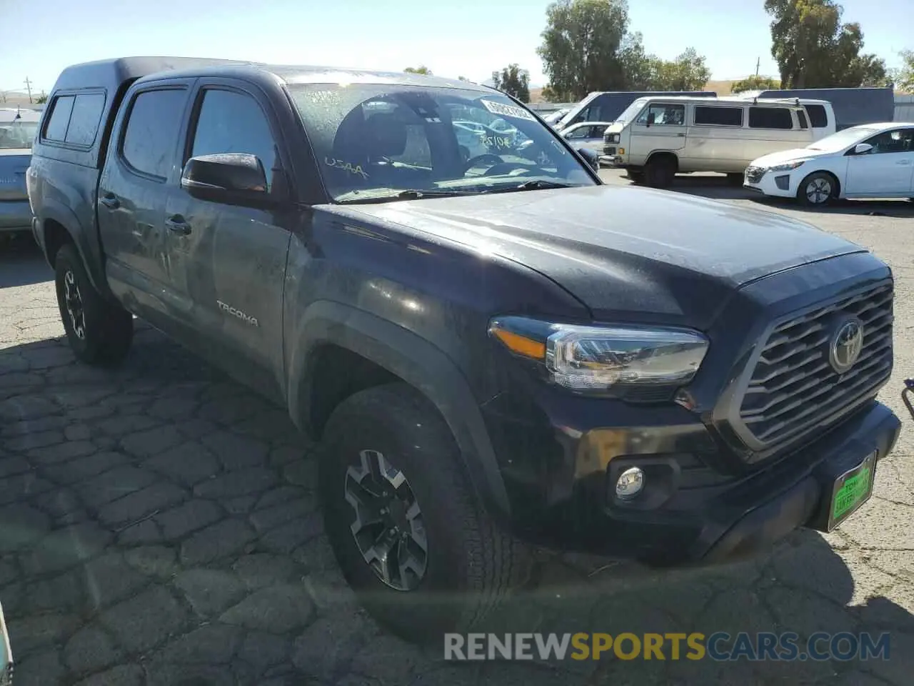 1 Photograph of a damaged car 3TMCZ5AN9LM352795 TOYOTA TACOMA 2020